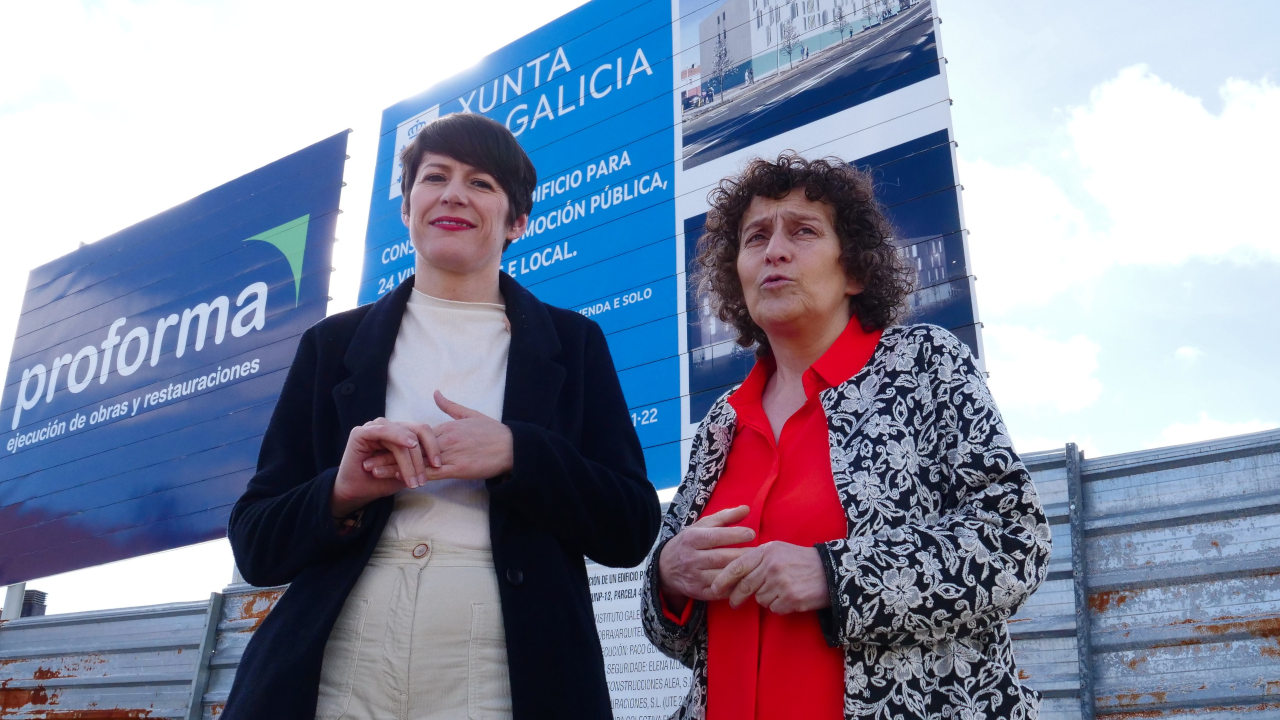Ana_Pontón_e_Goretti_Sanmartín.jpg