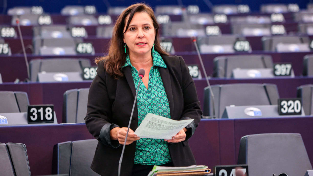 Ana_Miranda.jpg